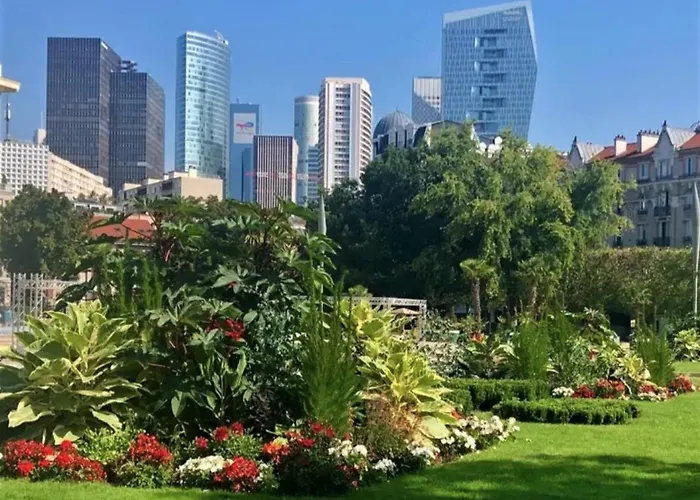 Appartement Avec Terrasse A Puteaux 92