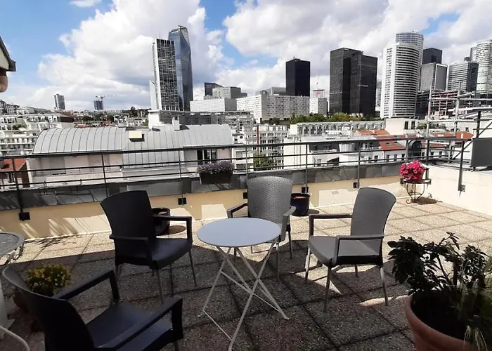 Appartement Avec Terrasse A Puteaux 92