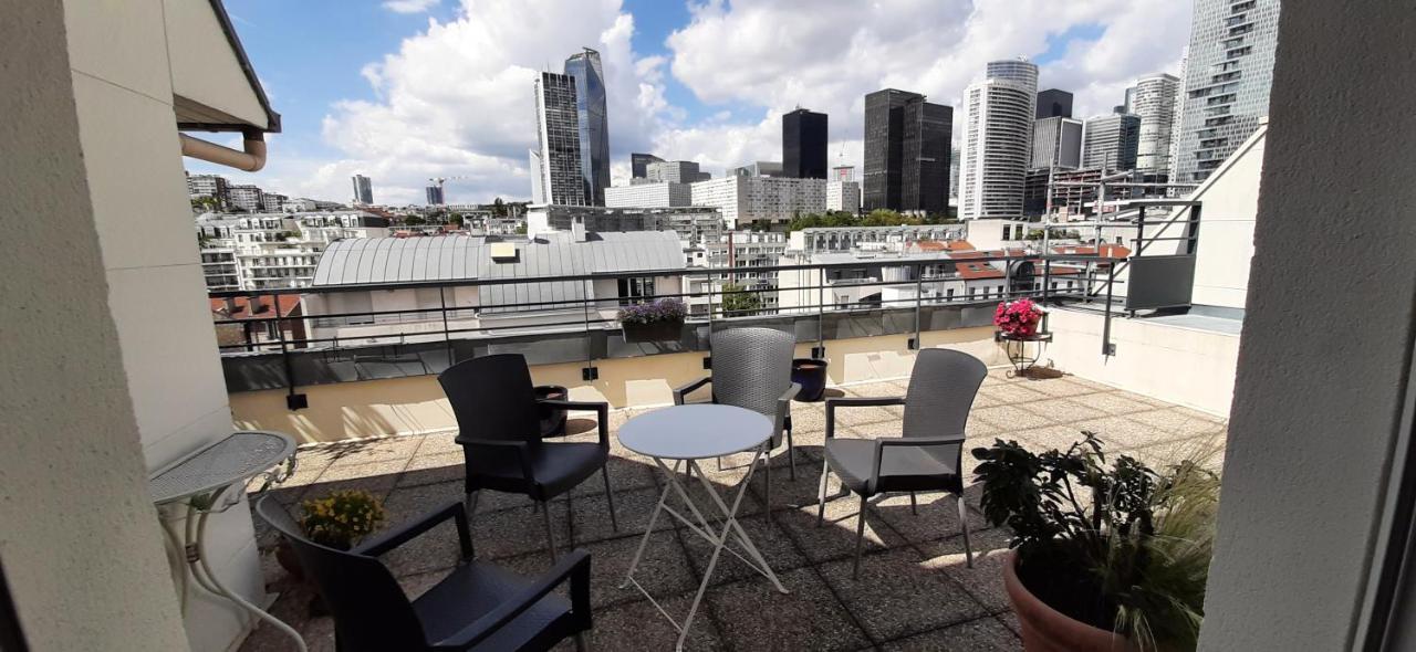 Avec Terrasse A 92 *